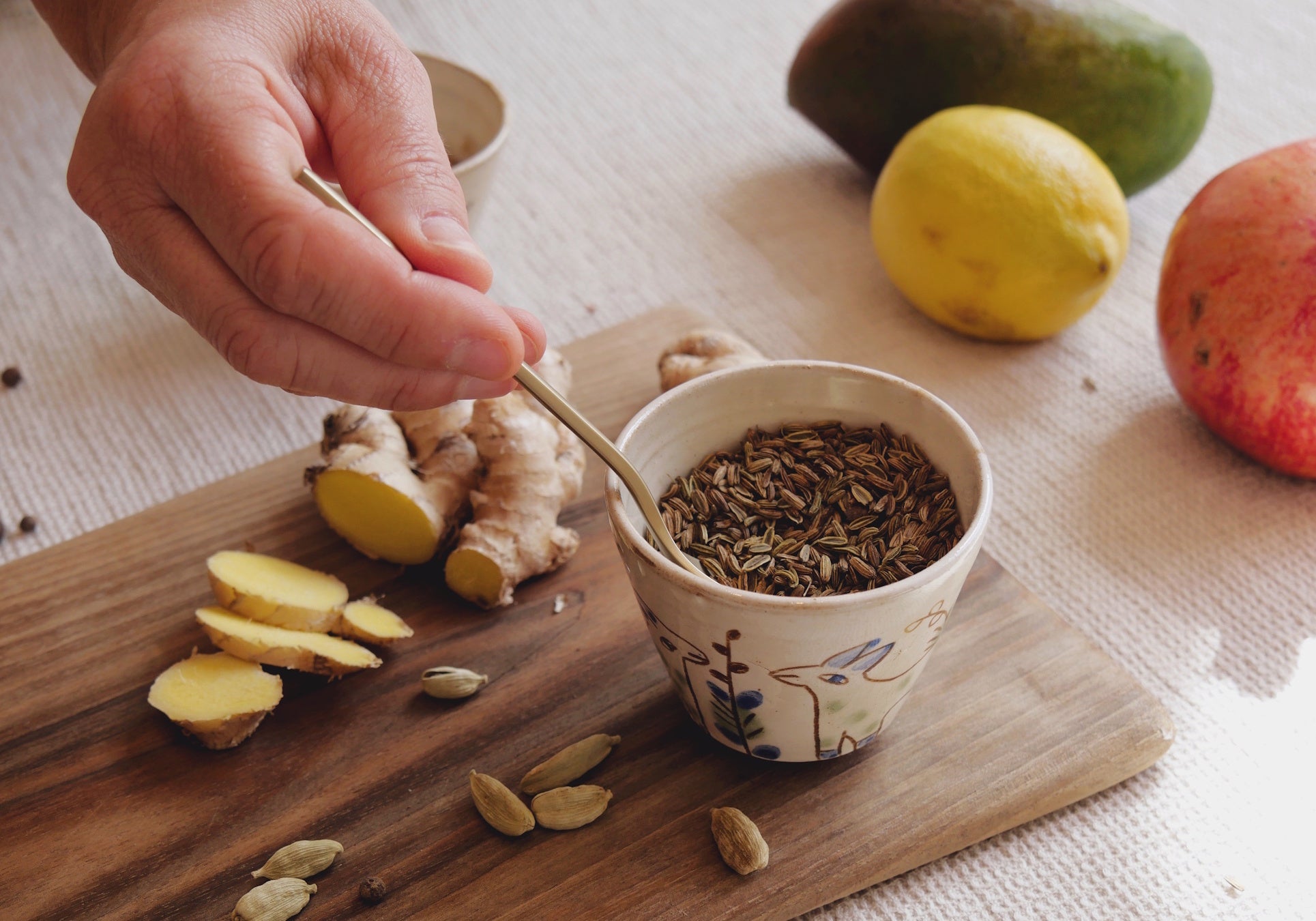 ayurvedische ernährungsberatung symbolbild