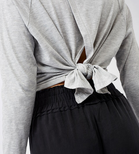 Yoga Langarmshirt von Mandala aus Biobaumwolle in Grau Melange.