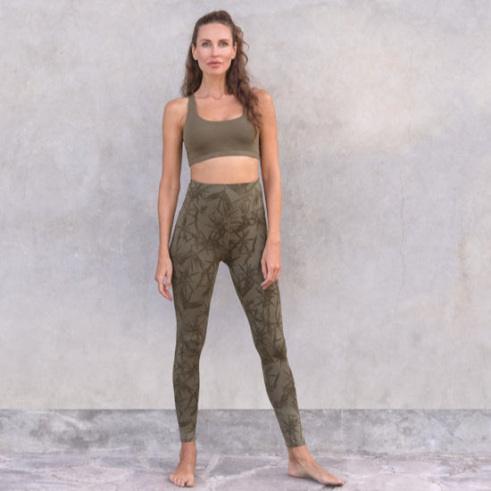 Yoga Leggings von Jaya aus Tencel-Biobaumwoll-Mix Olive